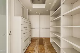 1825 Ocean Dr, Oxnard, CA 93035 - Photo 16