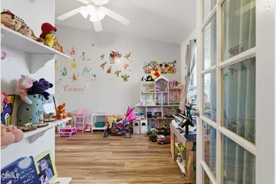 23508 Canzonet Street, Los Angeles, CA 91367 - Photo 12