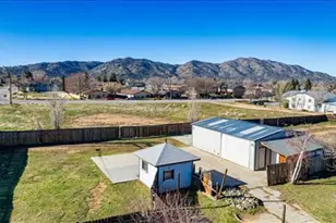 21101 Angel St, Tehachapi, CA 93561 - Photo 32