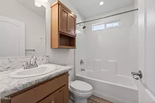 1075 Loma Dr, Ojai, CA 93023 - Photo 6