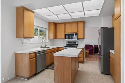 10529 Verbena Street, Ventura, CA 93004 - Photo 8