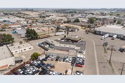 740 Mountain View Avenue, Oxnard, CA 93030 - Photo 18