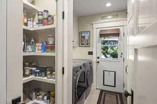 5728 Mammoth Ave, Los Angeles, CA 91401 - Photo 22