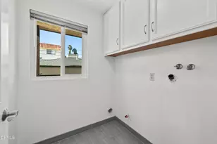 1066 W 11th Street, Los Angeles, CA 90732 - Photo 16