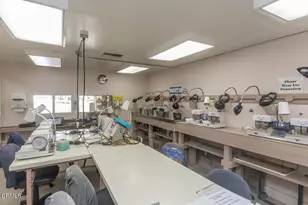 18220 Village 18, Camarillo, CA 93012 - Photo 50