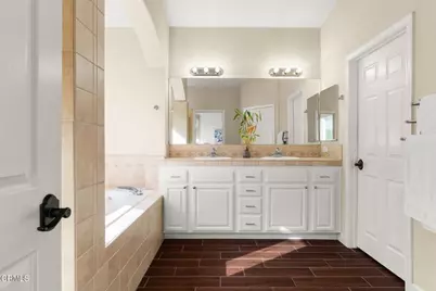 5325 Orchard Park Lane, Goleta, CA 93111 - Photo 12