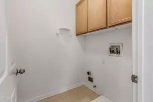 2916 Esperanza Way, Simi Valley, CA 93063 - Photo 30