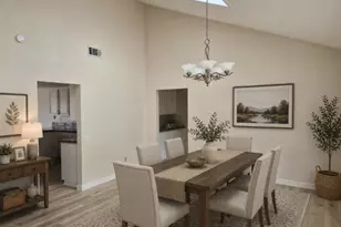 42036 Village 42, Camarillo, CA 93012 - Photo 10