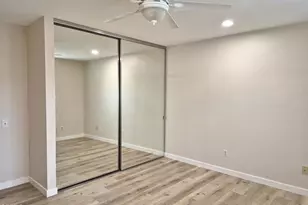 42036 Village 42, Camarillo, CA 93012 - Photo 22