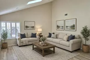 42036 Village 42, Camarillo, CA 93012 - Photo 4