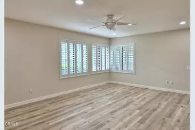42036 Village 42, Camarillo, CA 93012 - Photo 24