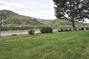 42036 Village 42, Camarillo, CA 93012 - Photo 2