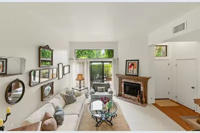 18751 Hatteras Street #13, Tarzana, CA 91356 - Photo 6