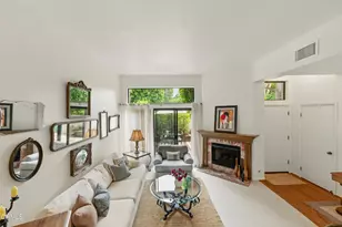 18751 Hatteras St, Tarzana, CA 91356 - Photo 6