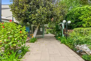 18751 Hatteras St, Tarzana, CA 91356 - Photo 40