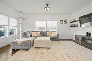 15750 Arroyo Dr, Moorpark, CA 93021 - Photo 8