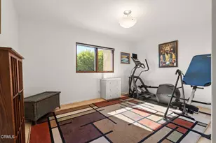 268 N Linda Vista Ave, Ventura, CA 93001 - Photo 48