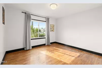 61 W Center Street, Ventura, CA 93001 - Photo 14