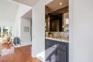 2221 Kingsbridge Ln, Oxnard, CA 93035 - Photo 14