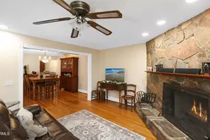 2050 Fallingleaf Cir, Brea, CA 92821 - Photo 20