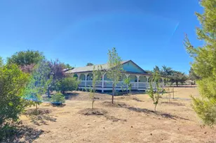 18300 Grant Pl, Tehachapi, CA 93561 - Photo 18