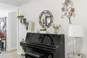 2174 Wilcox St, Camarillo, CA 93010 - Photo 4