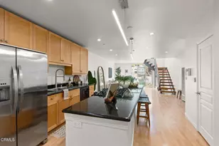 285 N Ventura Ave, Ventura, CA 93001 - Photo 8