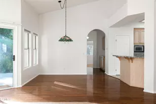 12320 Backdrop Ct, Bakersfield, CA 93306 - Photo 10