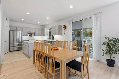 15137 Trail View Court, Los Angeles, CA 91342 - Photo 8