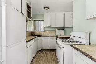 450 W Roderick Ave, Oxnard, CA 93030 - Photo 8