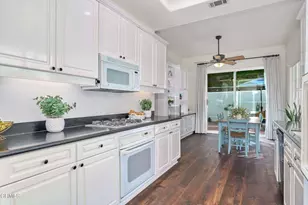 914 Corte Augusta, Camarillo, CA 93010 - Photo 2