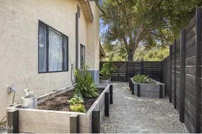 11755 Mirror Lake Avenue, Ojai, CA 93023 - Photo 20