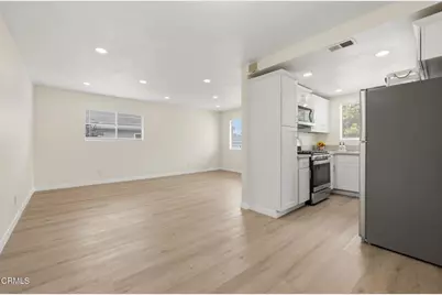 1127 Acadia Place, Ventura, CA 93003 - Photo 12