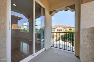 2715 Smokey Mountain Dr, Oxnard, CA 93036 - Photo 26