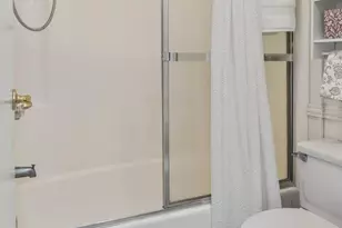 25702 Vista Fairways Dr, Valencia, CA 91355 - Photo 26