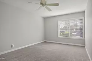 25702 Vista Fairways Dr, Valencia, CA 91355 - Photo 22