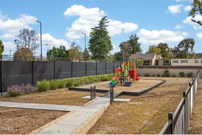 25702 Vista Fairways Drive, Valencia, CA 91355 - Photo 42