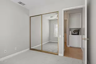 25702 Vista Fairways Dr, Valencia, CA 91355 - Photo 28