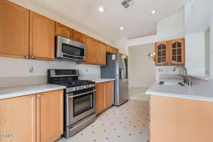 805 Moby Dick Ln, Oxnard, CA 93030 - Photo 8