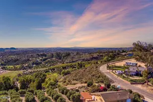 6860 Worth Way, Camarillo, CA 93012 - Photo 8