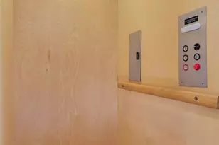 2421 Ocean Dr, Oxnard, CA 93035 - Photo 32