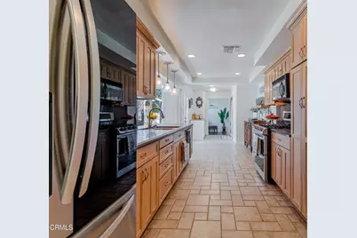 16322 Hiawatha Street, Granada Hills, CA 91344 - Photo 4