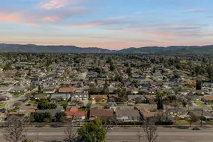 1805 Hillary Ct, Simi Valley, CA 93065 - Photo 36