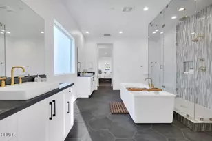 11944 N Red Hawk Ln, Porter Ranch, CA 91326 - Photo 30