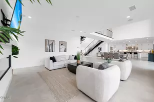 11944 N Red Hawk Ln, Porter Ranch, CA 91326 - Photo 22