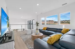 11944 N Red Hawk Ln, Porter Ranch, CA 91326 - Photo 40