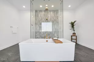 11944 N Red Hawk Ln, Porter Ranch, CA 91326 - Photo 32