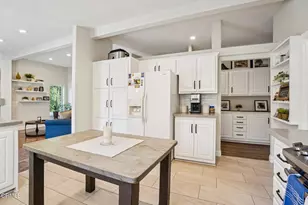 177 Little John Ct, Westlake Village, CA 91361 - Photo 24