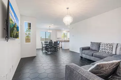 344 Campbell Court, Santa Paula, CA 93060 - Photo 4