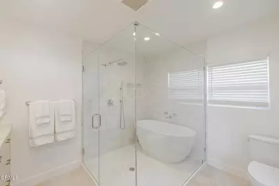 12435 Huston Street, Los Angeles, CA 91607 - Photo 32
